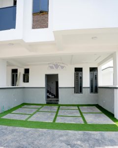 3 bedroom duplex in Lekki Ajah