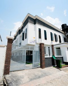 3 bedroom duplex in Lekki Ajah