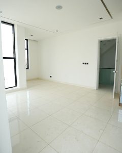 5 bedroom duplex in Lekki Ajah